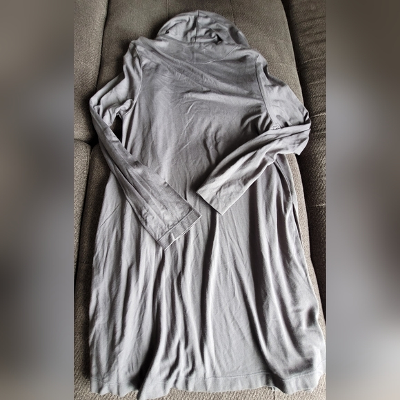 Flax grey cardigan in size medium. - Picture 2 of 6